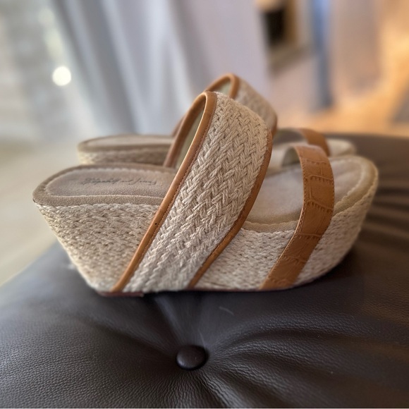 Elizabeth and James espadrille platform sandals - Picture 3 of 5